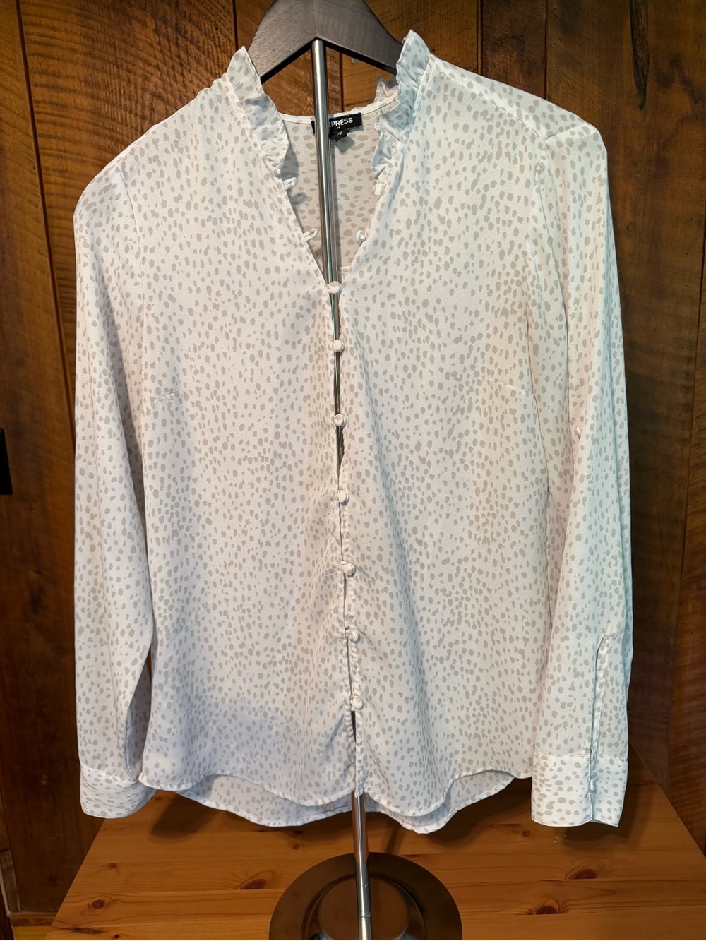 Express Grey Button Up Ruffle Neck Blouse • Modern Capsule Office Wardrobe M